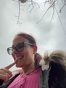 NataKitten live sex cam