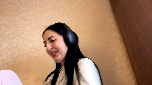 CindyFlowers's cam snapshot