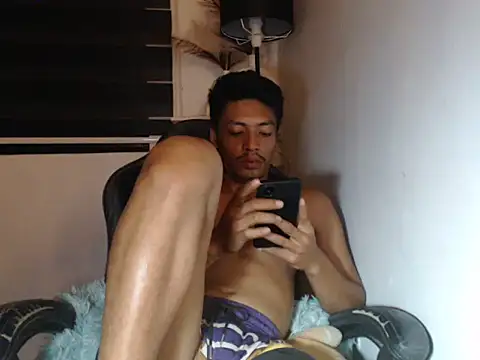 Asian_gregor's cam snapshot