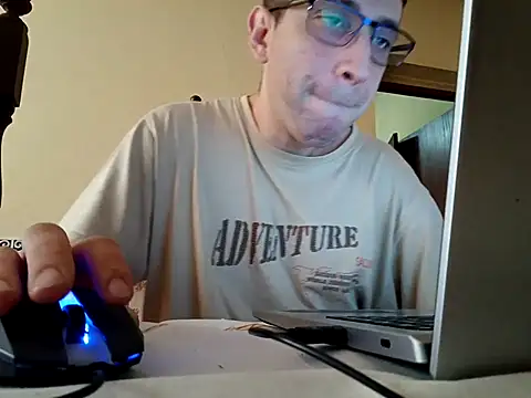 White_rabbit_'s cam snapshot