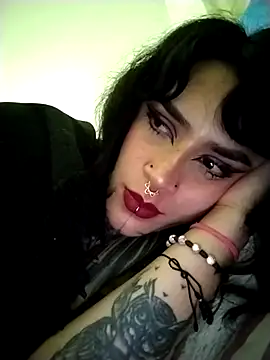 taaylor33's cam snapshot