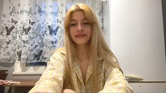 MarielleAdrien's cam snapshot