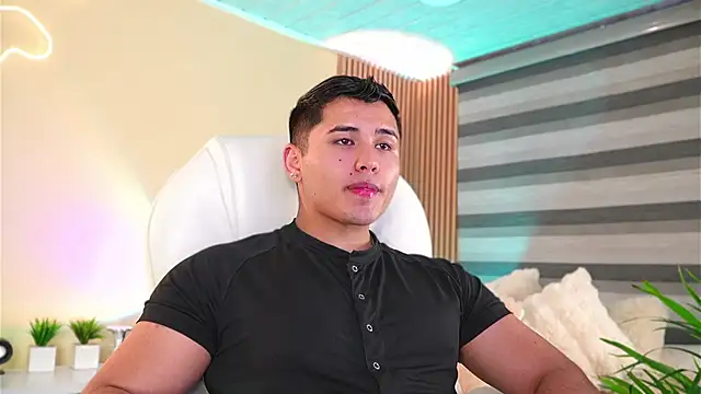 MatiasKorn live sex cam