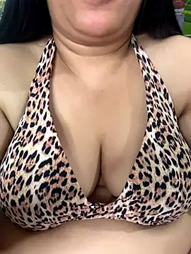 FlatVincy4's cam snapshot