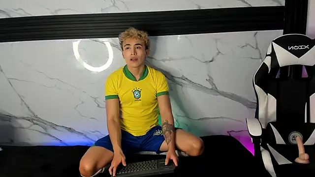 Saimonvela live sex cam