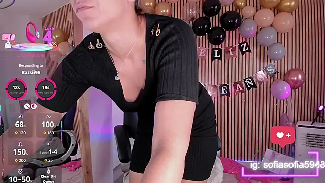 sofiah_'s cam snapshot