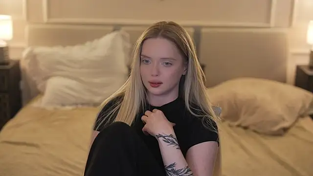 Cassy-Celestial_ live sex cam
