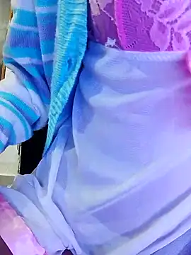 meenu_baby's cam snapshot