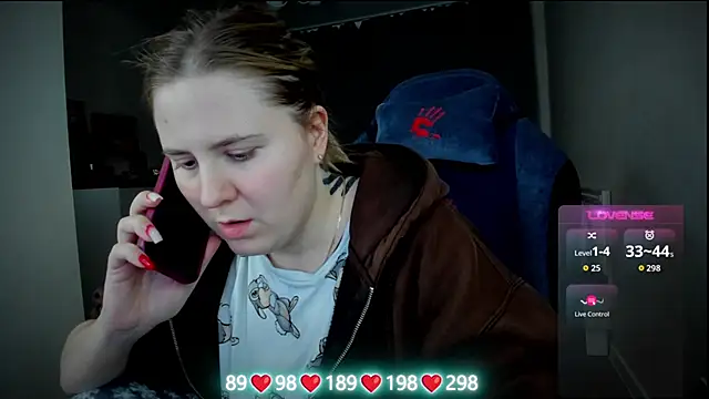 Olivia_Munk's cam snapshot