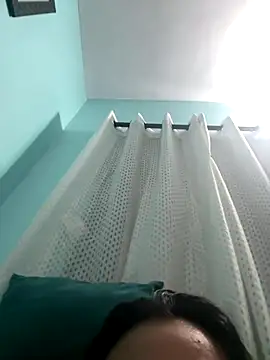 heenashai's cam snapshot