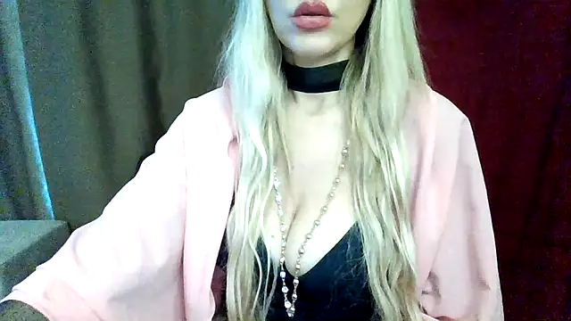 L1ona_Luxe's cam snapshot