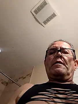 bobby69cock live sex cam