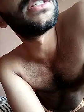 Viggu16947 live sex cam