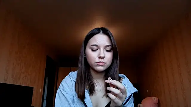 CorinneNewbert's cam snapshot