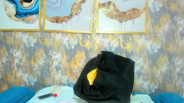 MonicaSchwartz live sex cam