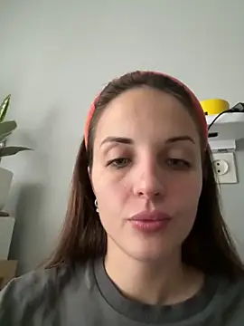 AmiLavs live sex cam