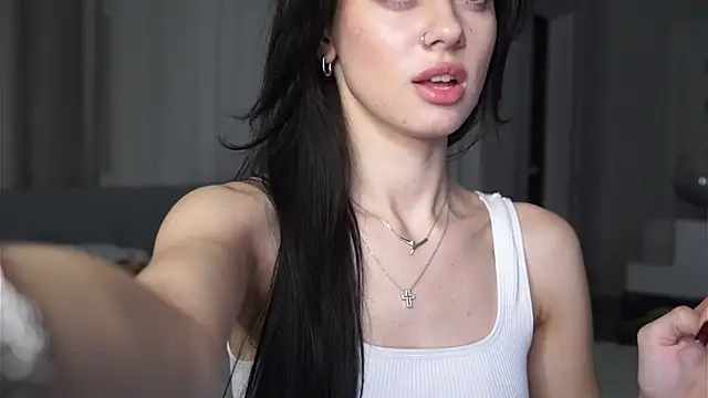 MarvisKuhIo's cam snapshot