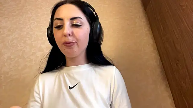 CindyFlowers's cam snapshot