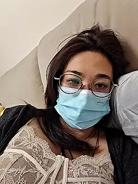 Flora25oo's cam snapshot