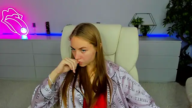 MilaAddams's cam snapshot