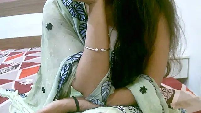 ragini_m_m_s's cam snapshot