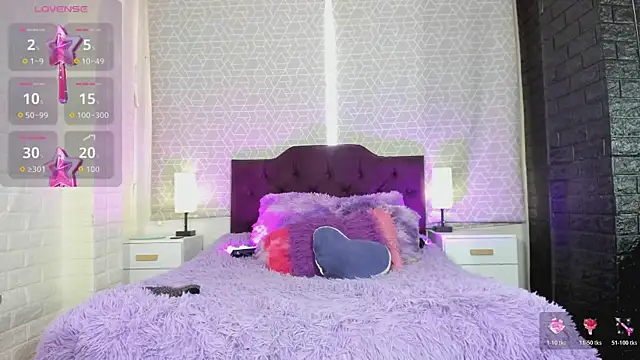 Zamara_Kleii live sex cam