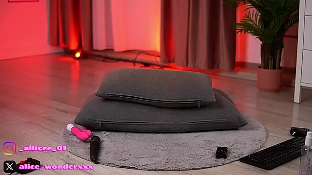 VanessaSimon live sex cam