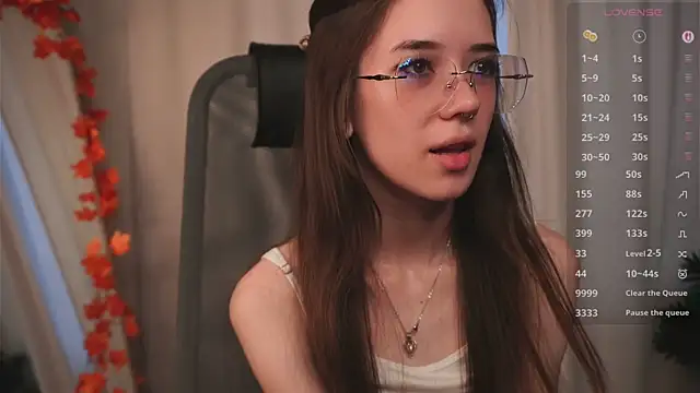 tinyanie's cam snapshot