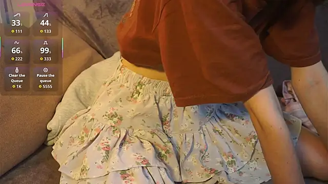 DeneenTurja live sex cam