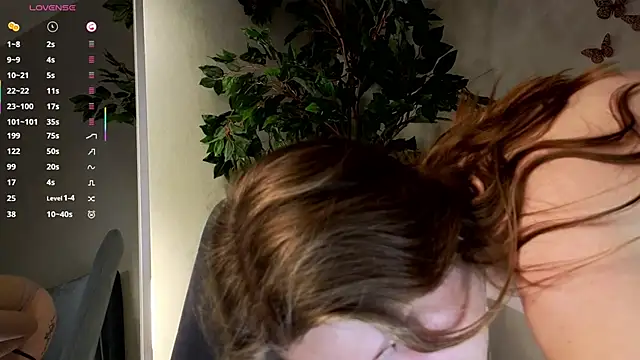 EarleanMottai live sex cam