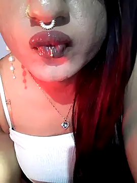 Cutie-Whiskey1 live sex cam