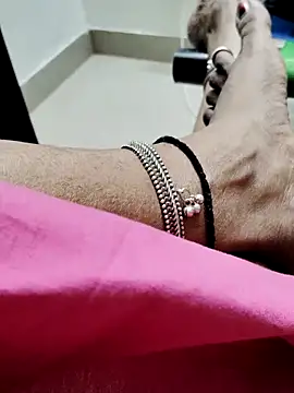 Tamilrojanew's cam snapshot