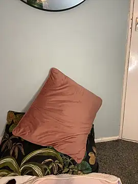 _naomidiz's cam snapshot