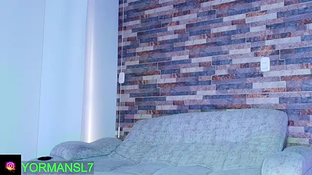 zaiin_diesel live sex cam