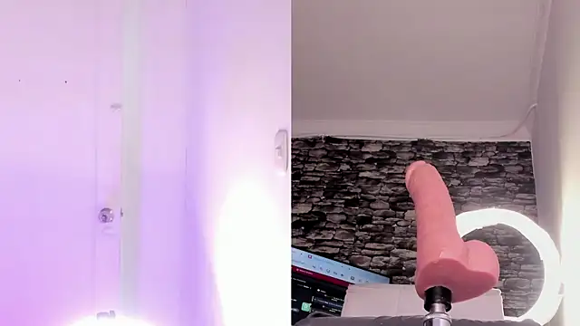 zoe_backer's cam snapshot