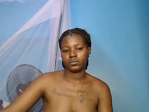 TrishaKalid's cam snapshot