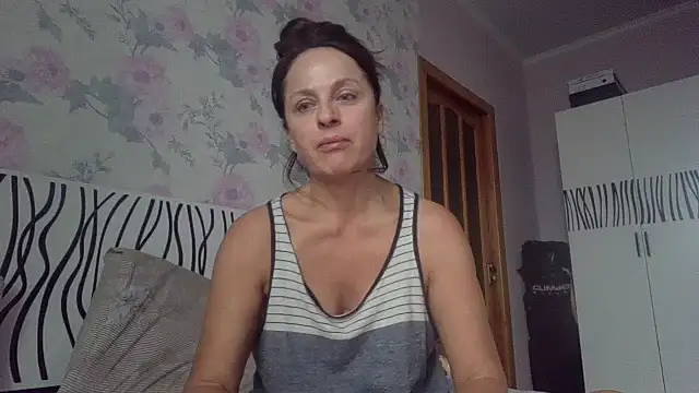 LindaStarS's cam snapshot