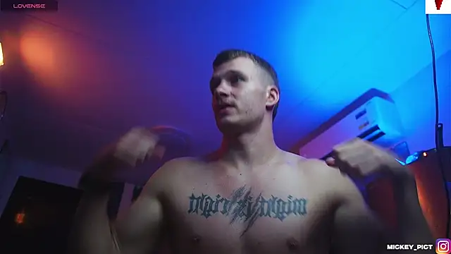 mickeypict live sex cam