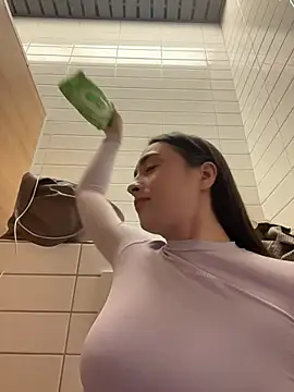 Holly_Play live sex cam