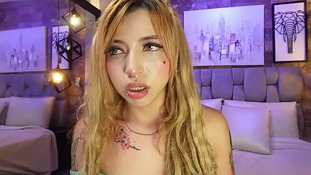 Sophia_Bellucci's cam snapshot