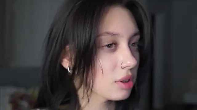 MarvisKuhIo's cam snapshot