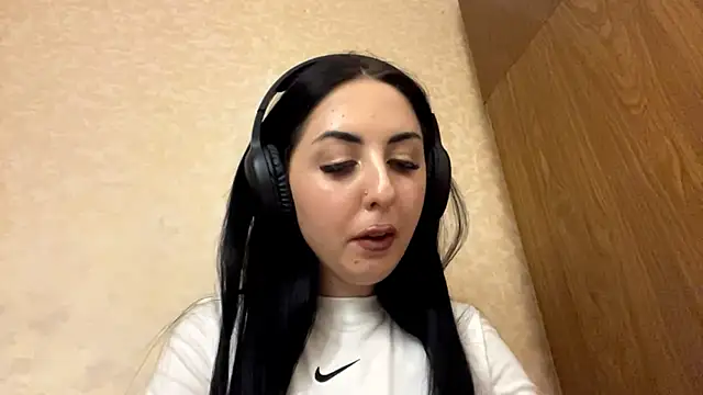 CindyFlowers's cam snapshot