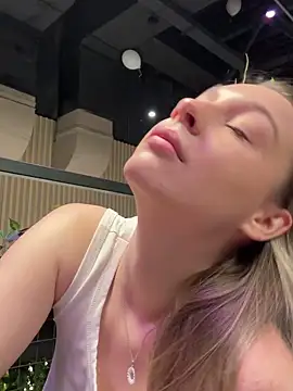 SashaCatt live sex cam