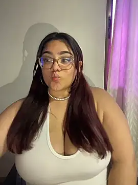 KathyGonzalez's Stripchat show and profile