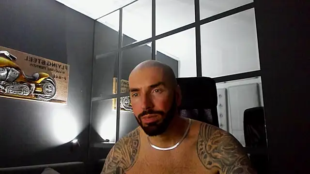 AronGrant live sex cam