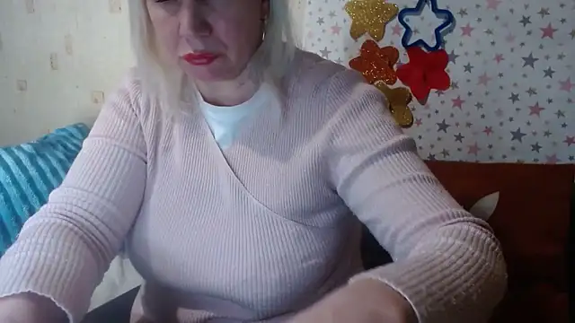 QueenLana's cam snapshot