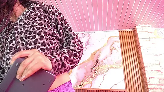 mikaela_iris live sex cam