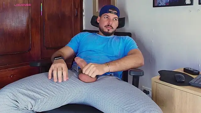 HenryBenso live sex cam