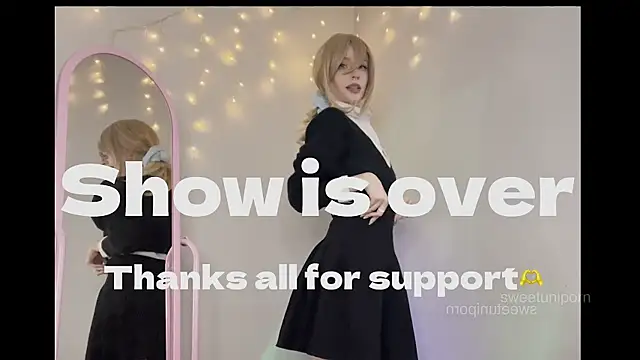 sweetuniporn live sex cam