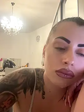 Barbie_1312's cam snapshot